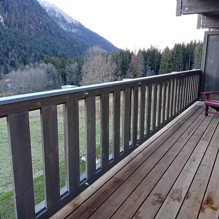 En Bois Avec Et Sauna A Chatel, 10 Couchages - Fr-1-198-213