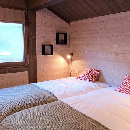 En Bois Avec Et Sauna A Chatel, 10 Couchages - Fr-1-198-213 Alpesi faház *