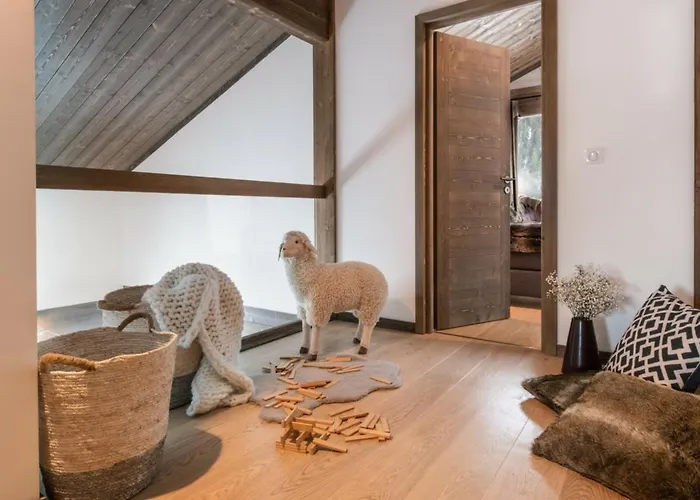 En Bois Avec Et Sauna A Chatel, 10 Couchages - Fr-1-198-213 샬레 Châtel