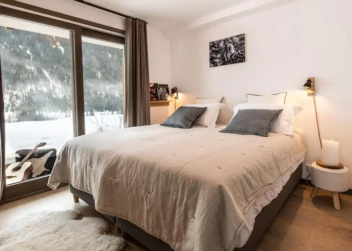 En Bois Avec Et Sauna A Chatel, 10 Couchages - Fr-1-198-213 Chalet